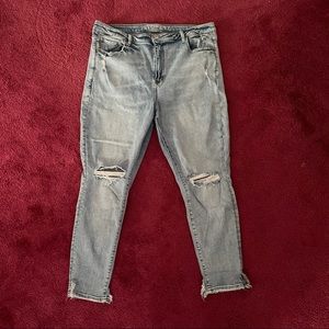 American Eagle Super Hi-Rise Jegging